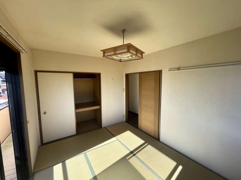 ハイネス平川A棟　201号室の画像