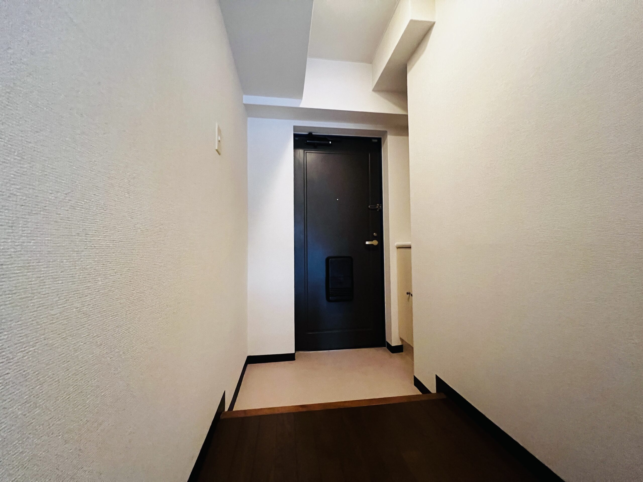 メゾン愛川206号室の画像