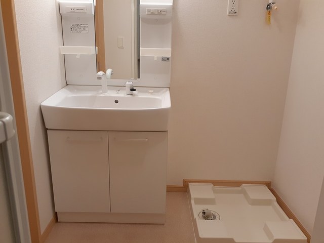 シェル・ブルー 301号室の画像