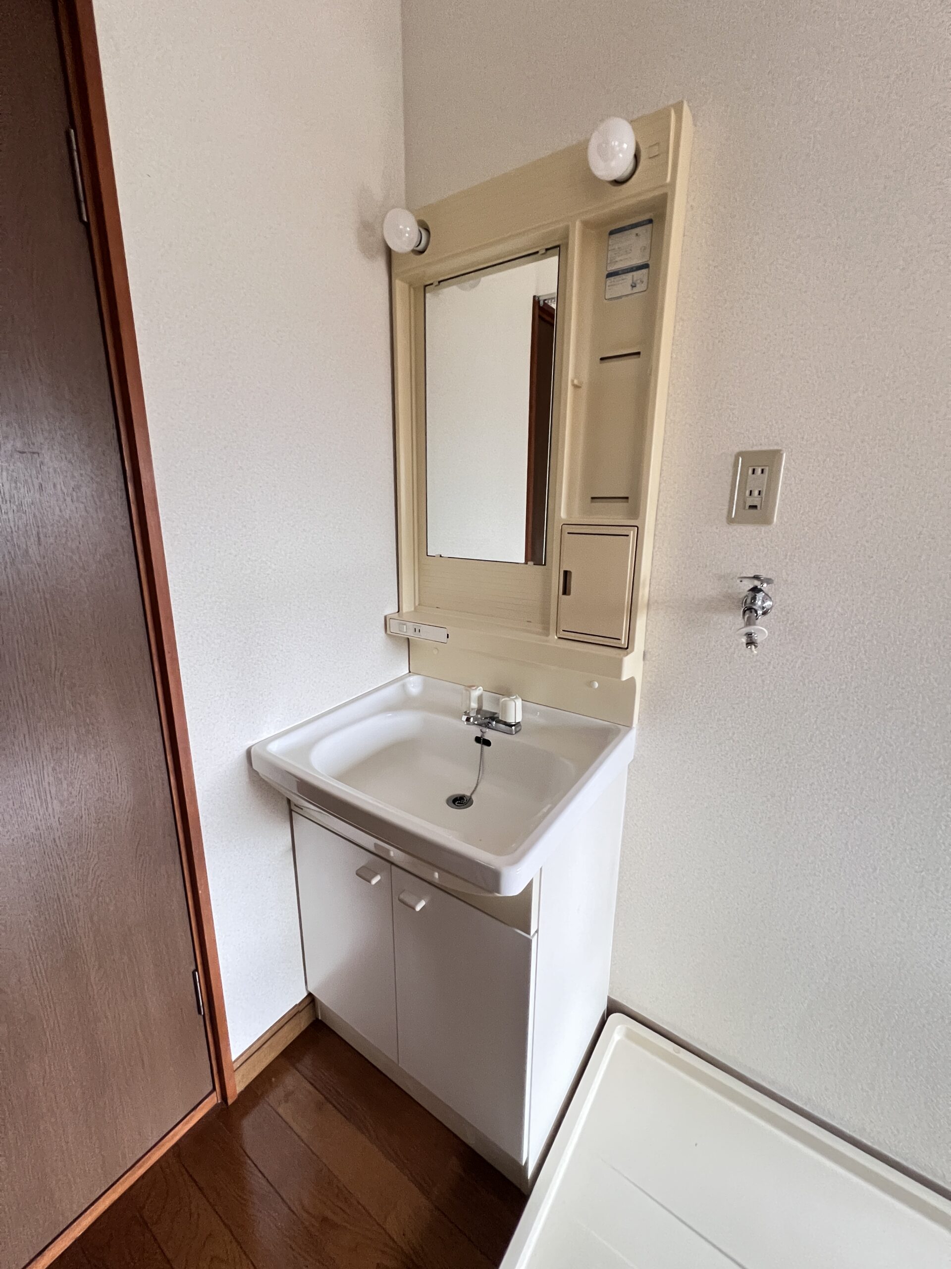 カーサー川入203号室の画像