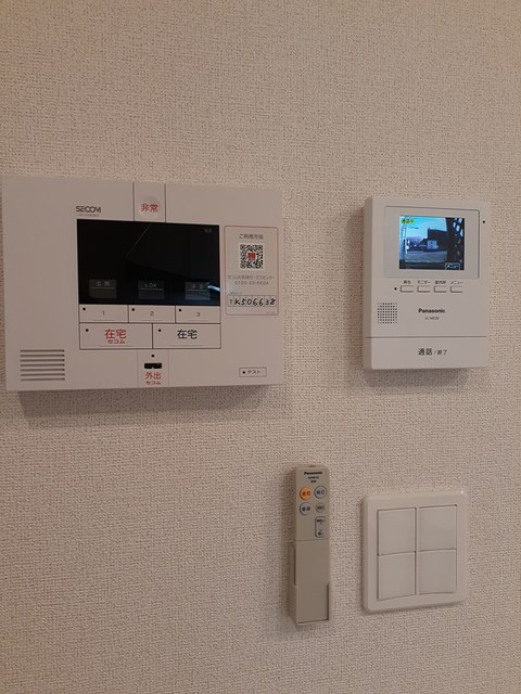 ロイヤルモアD102号室の画像