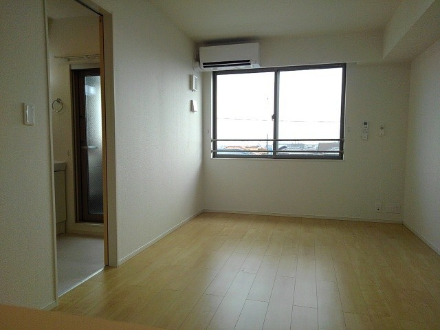 ケルンヒルズO＆M302号室の画像