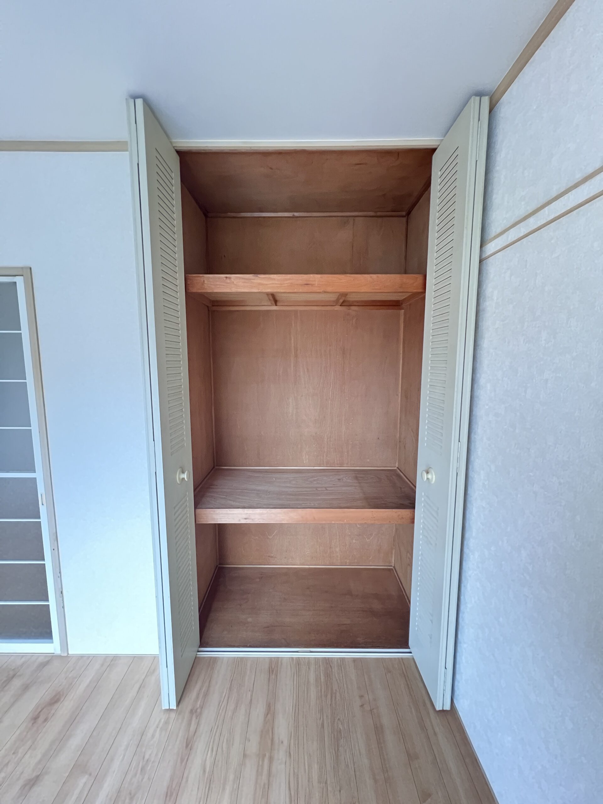 藤ハイツ202号室の画像