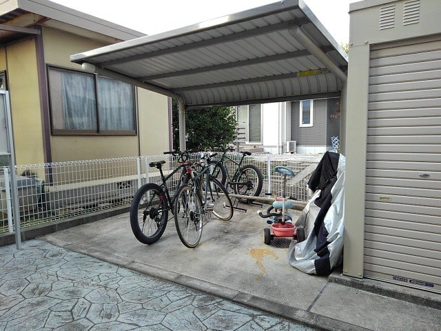 ロイヤルモアC103号室の画像