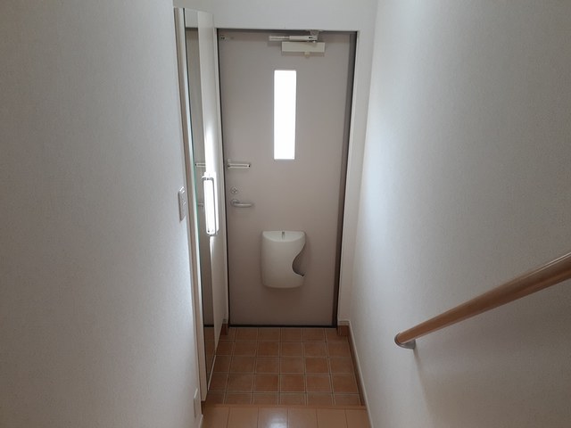 ラフレシール204号室の画像