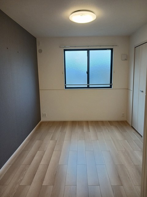 ラヴィラⅣ202号室の画像