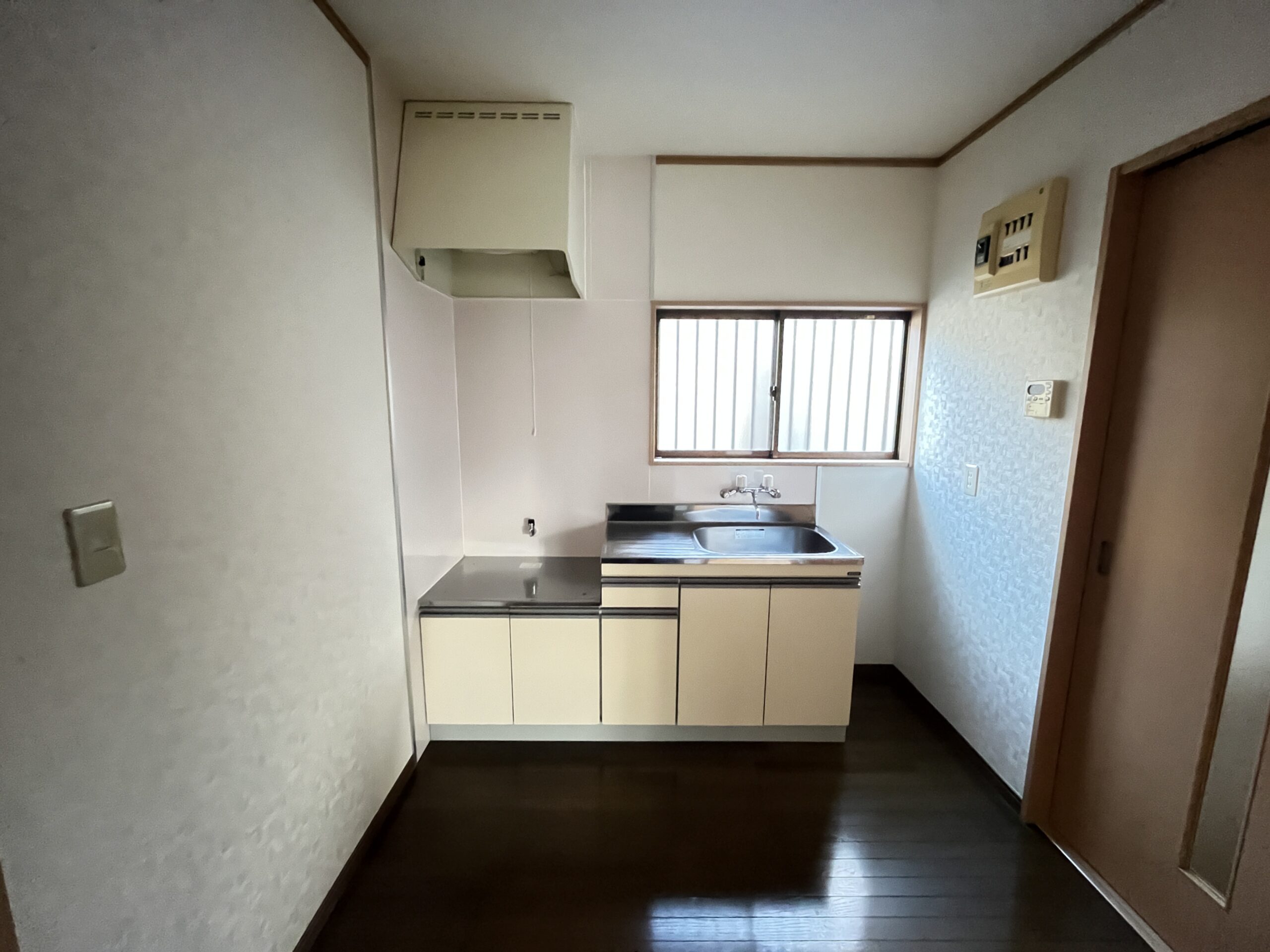 中丸貸家2号棟の画像