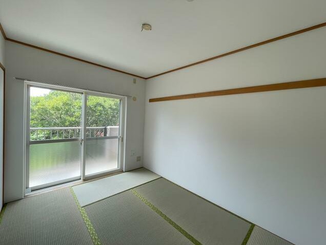 ルミエール香川　202号室の画像