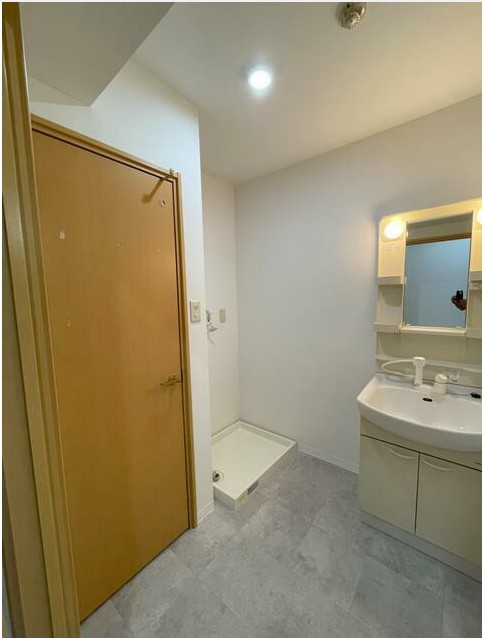 ルミエール香川　202号室の画像