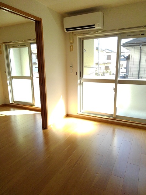 メゾン・ヴァルト101号室の画像