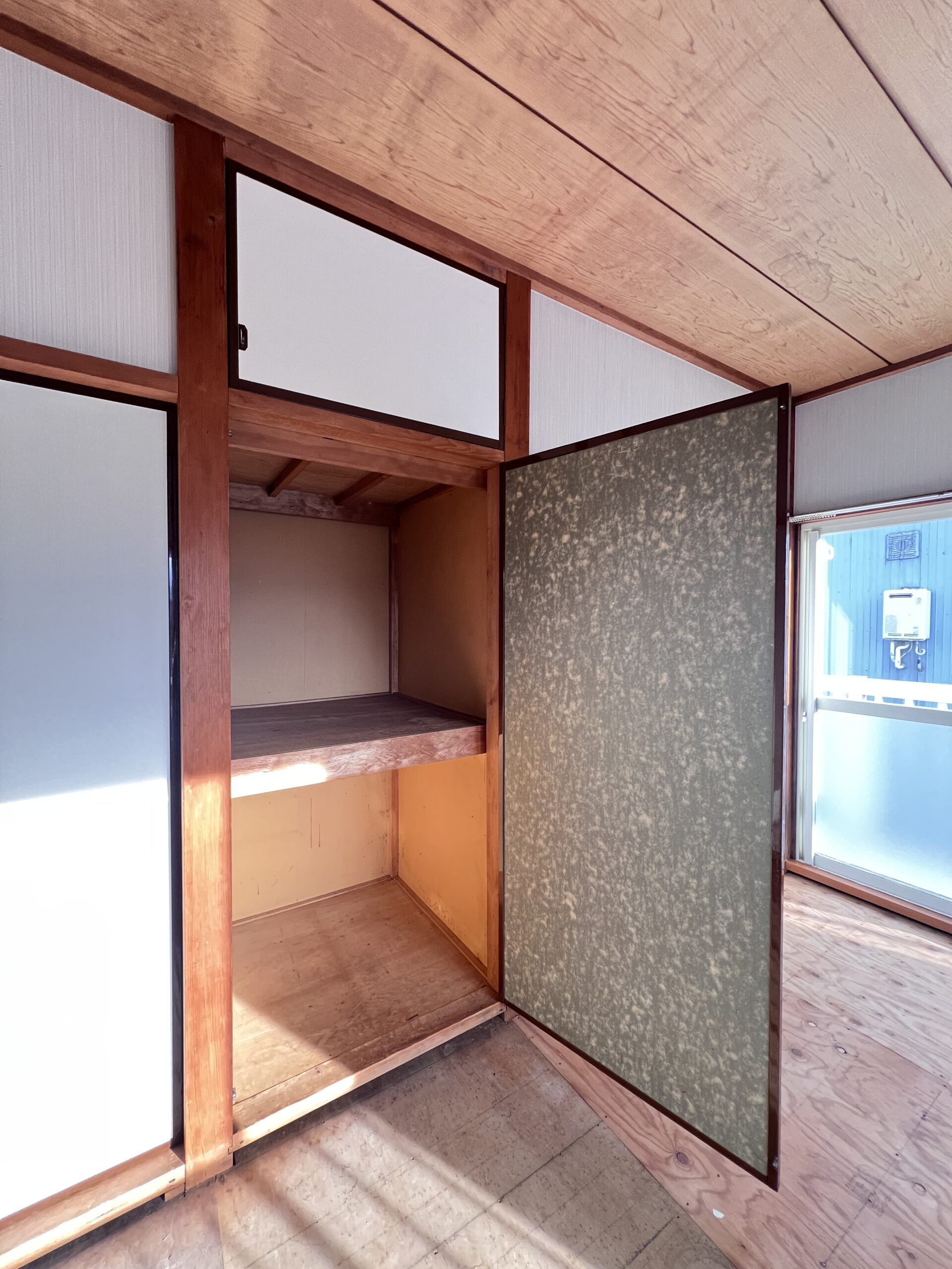 サンフラワーハイツB棟202号室の画像