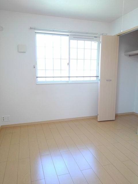 カレントガーデンC201号室の画像