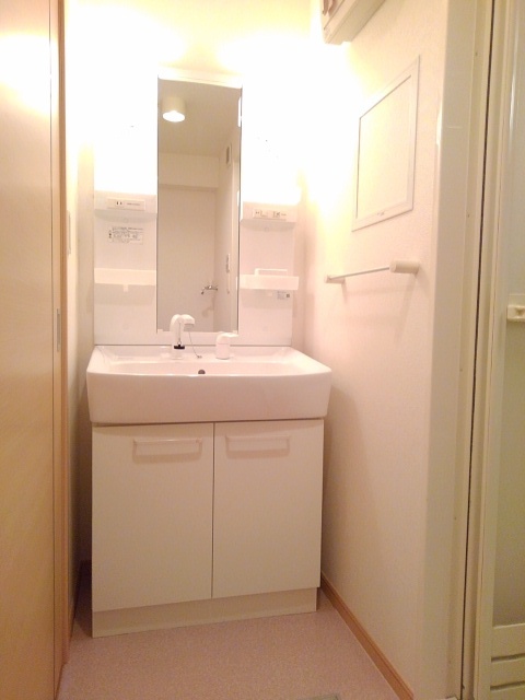 カレントガーデンC201号室の画像