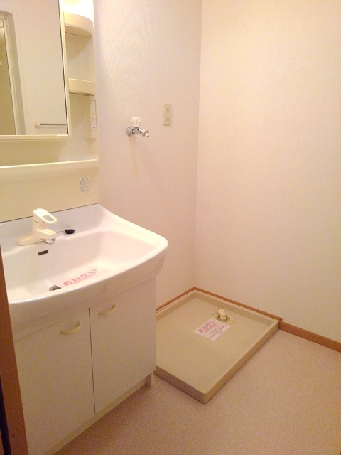 メゾン・ヴァルト101号室の画像