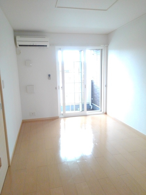 メゾングラン103号室の画像