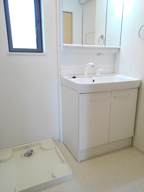 アルコバレー二Ⅲ204号室の画像