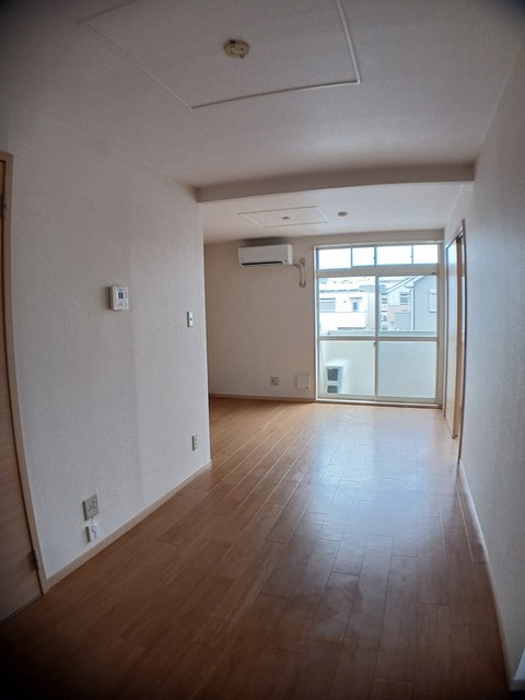 ハピネス渋谷205号室の画像