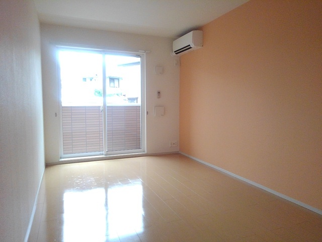 アドラブール・ピア102号室の画像