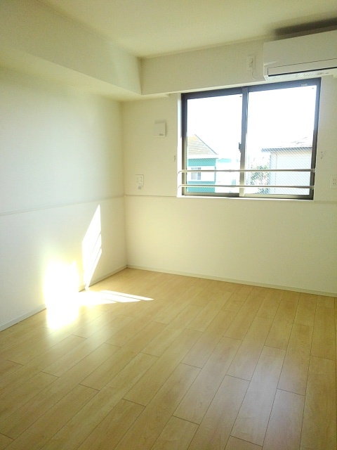 アルコバレー二Ⅲ202号室の画像