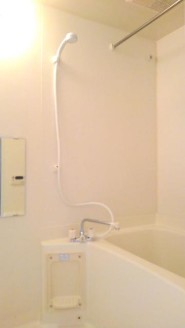 フォレスタ・ヴィラ　102号室の画像