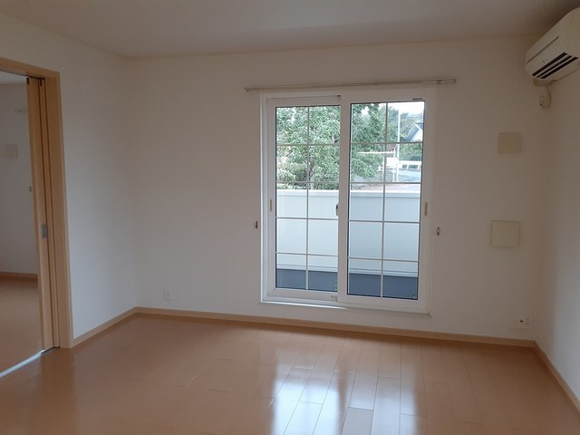 クレストガーデンⅠ204号室の画像